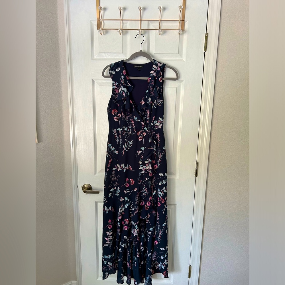 White House Black Market layered dress!